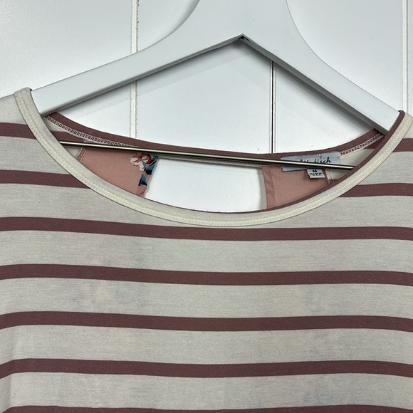 White Birch Womens Jersey Top M Cream Mauve Stripes Floral Print Criss/Cross EUC - Picture 4 of 9